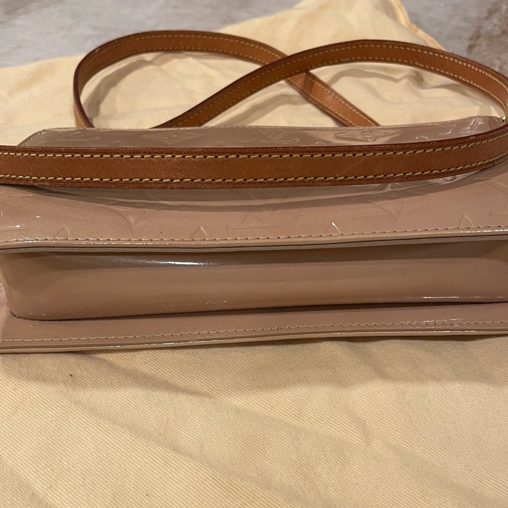 Louis Vuitton Vernis Lexington Patent Leather Bag - Picture 7 of 13